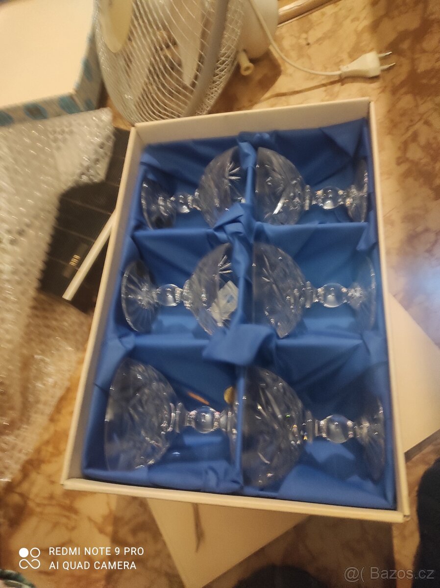 Krásné Bohemia sklo