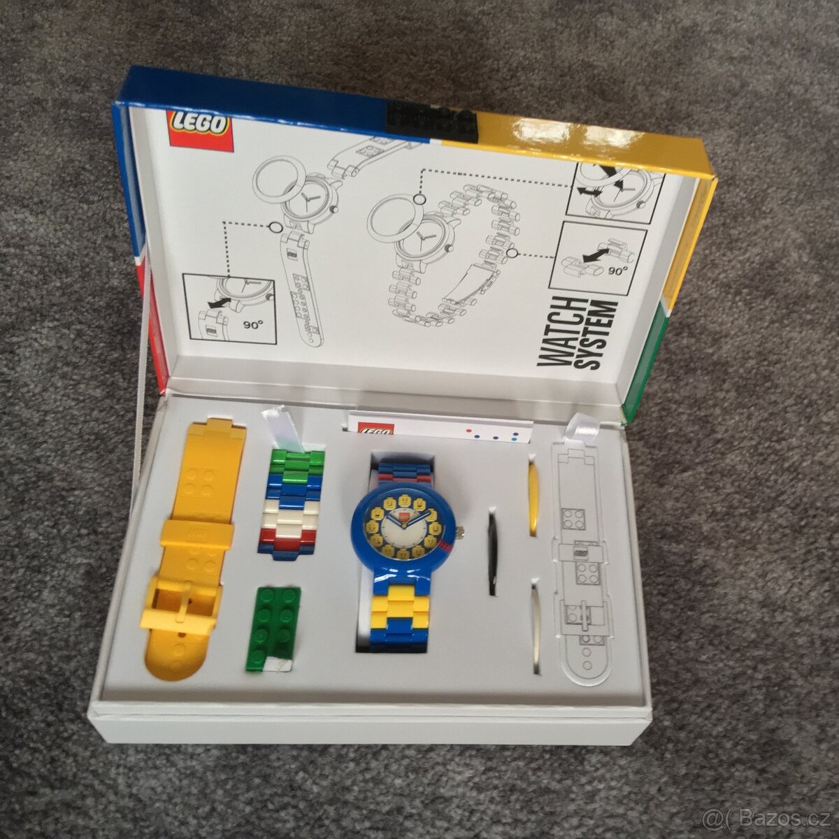 Lego hodinky s hlavičkama