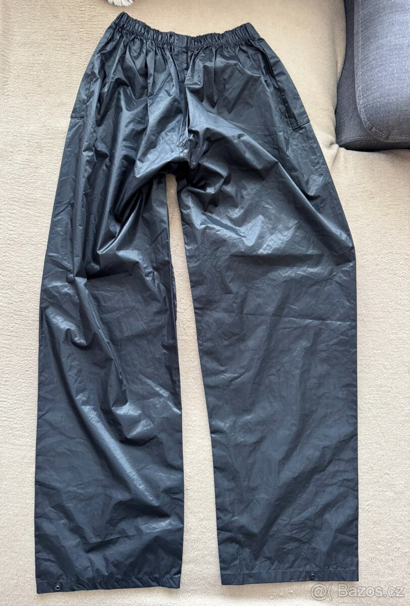 Nepromokavé kalhoty, vel. L