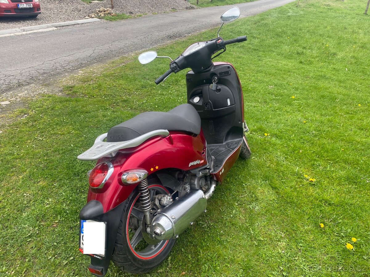 Kymco People 250