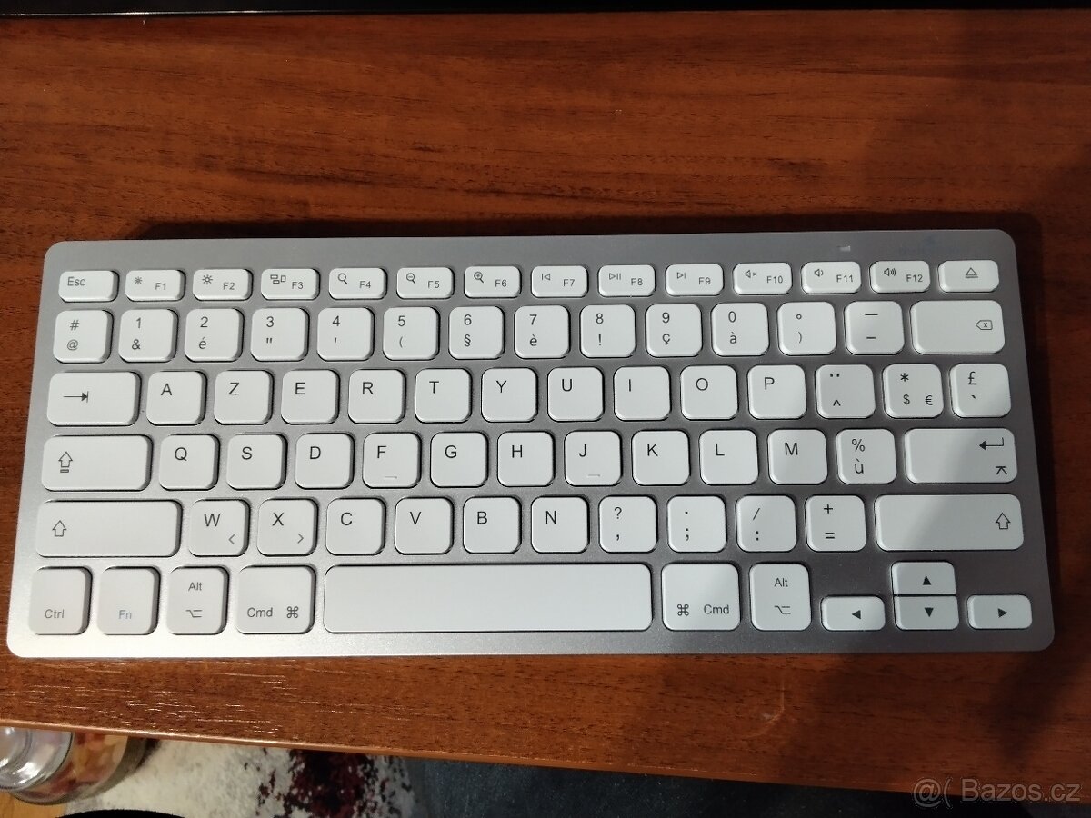 KB Mini Mac bluetooth klávesnice