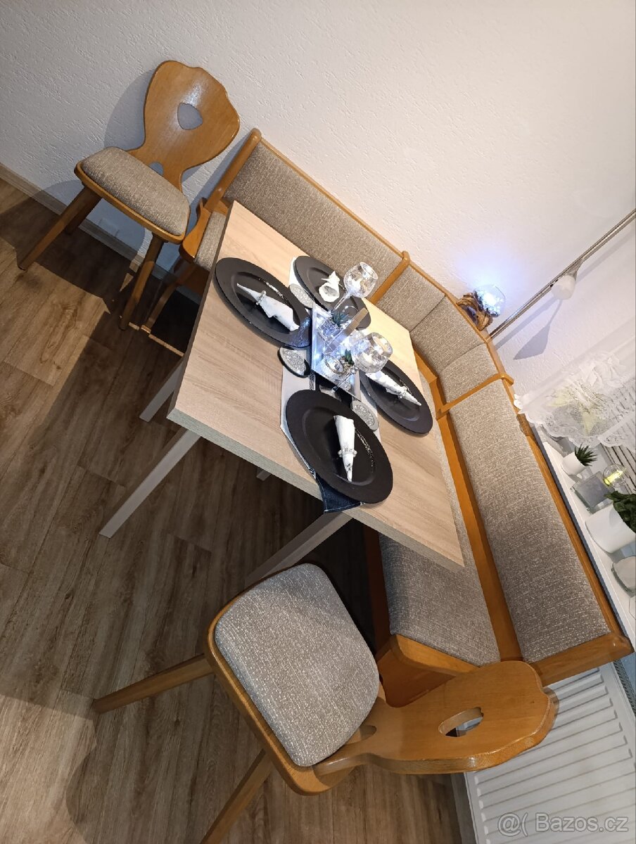 Kuchyňský set z masivu