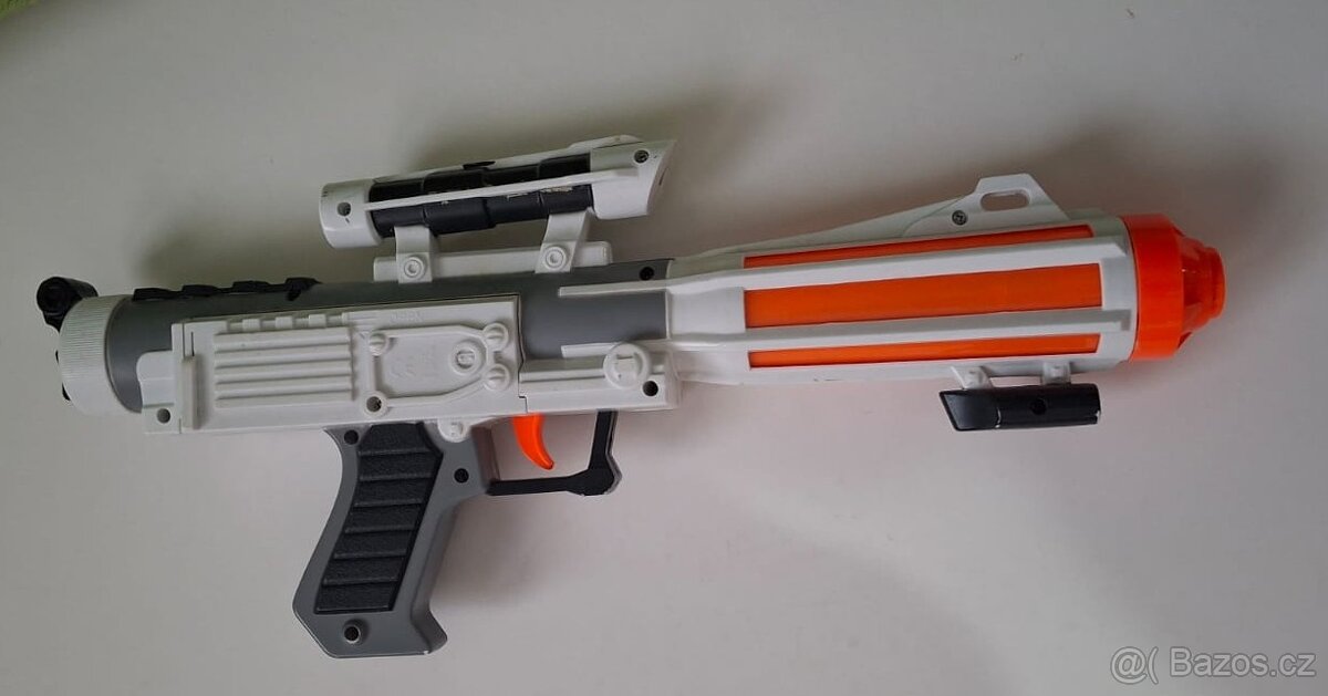 NERF zbraň