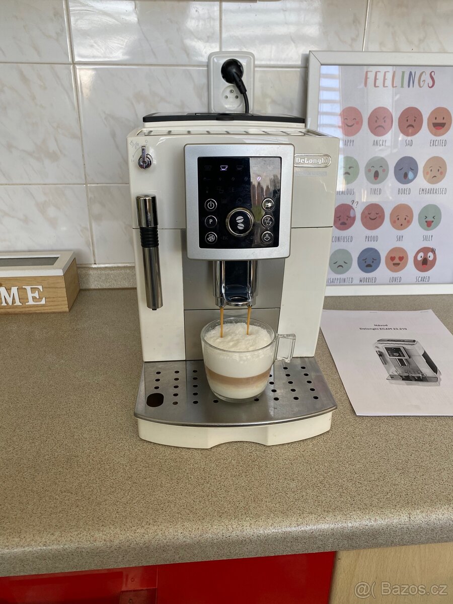 Kávovar Delonghi Magnifica S ECAM Intensa