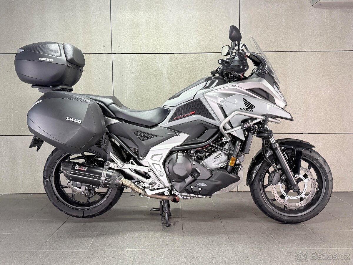 Honda NC 750 X DCT ABS - ČR / 1. MAJ / 4844 KM / TOP VÝBAVA