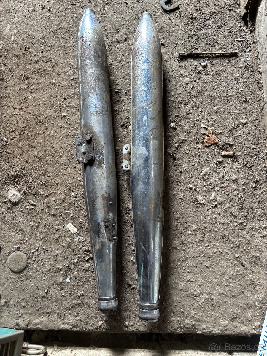 2x výfuky na Jawa 250/350 kývačka,panelka