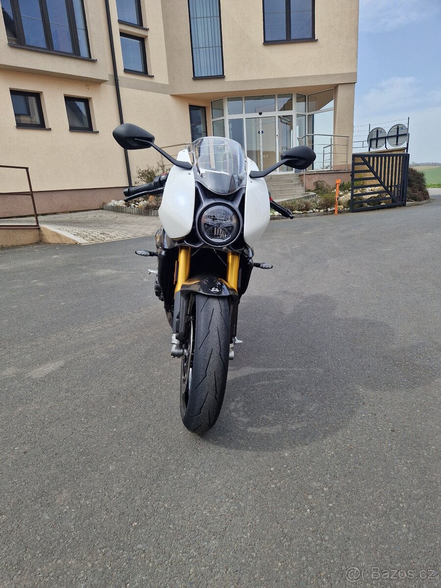 Triumph Speed Triple RR 2400km rv. 2023