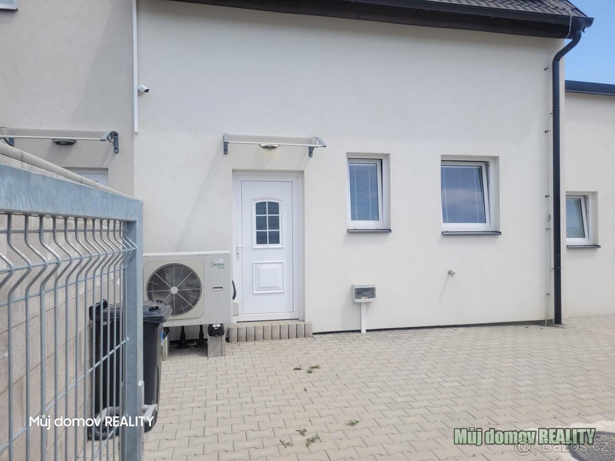 Pronájem bytu 2+1, 55 m  Jiřice, ul. Okružní.