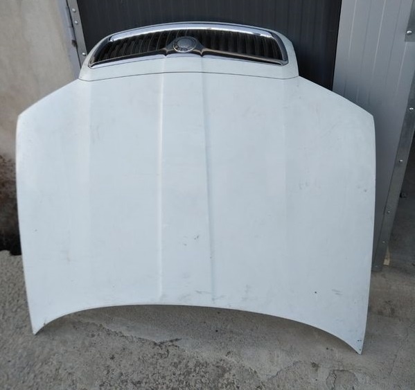 Kapota predni skoda superb 1 I bílá MA.SKA NENI