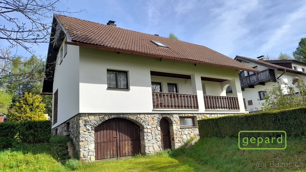 Dům se zahradou u Frymburku, 2km, Lipno, Lipensko