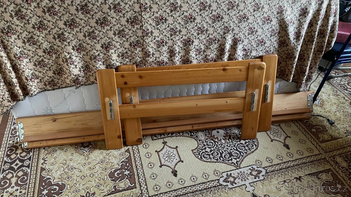 dřevěná postel 80200