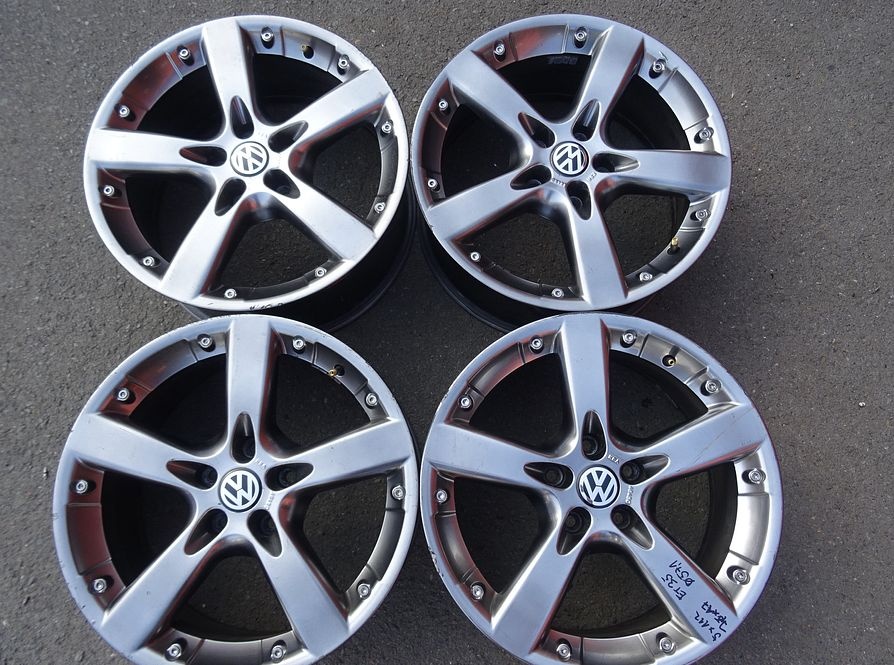 Alu disky Aluett na Škoda, VW, 17", 5x112, ET 35, šíře 7,5J