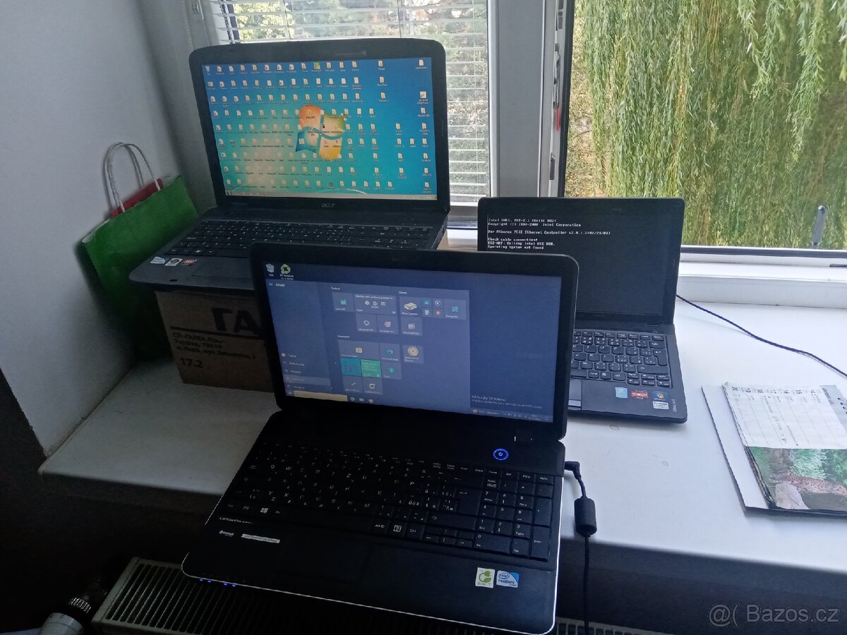 3 X Notebook, vše funkcni