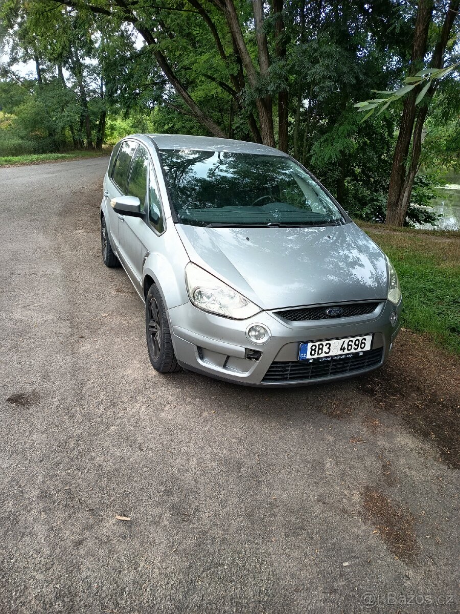 Ford s-max