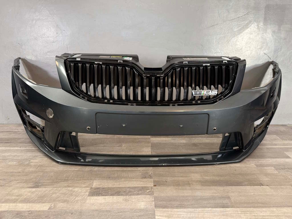 ŠKODA OCTAVIA 3 náraznik RS + maska + OST+4xPDC 5E0807221F