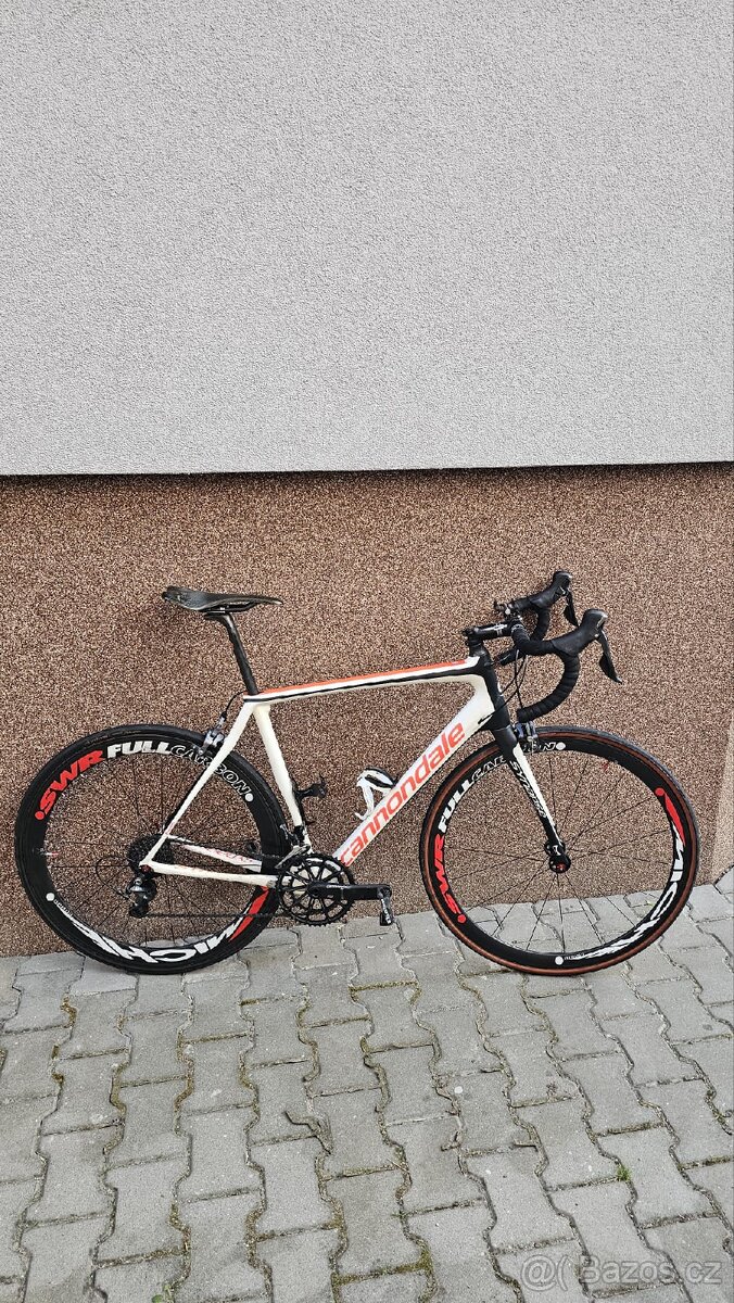 Silniční kolo Cannondale Synapse Carbon