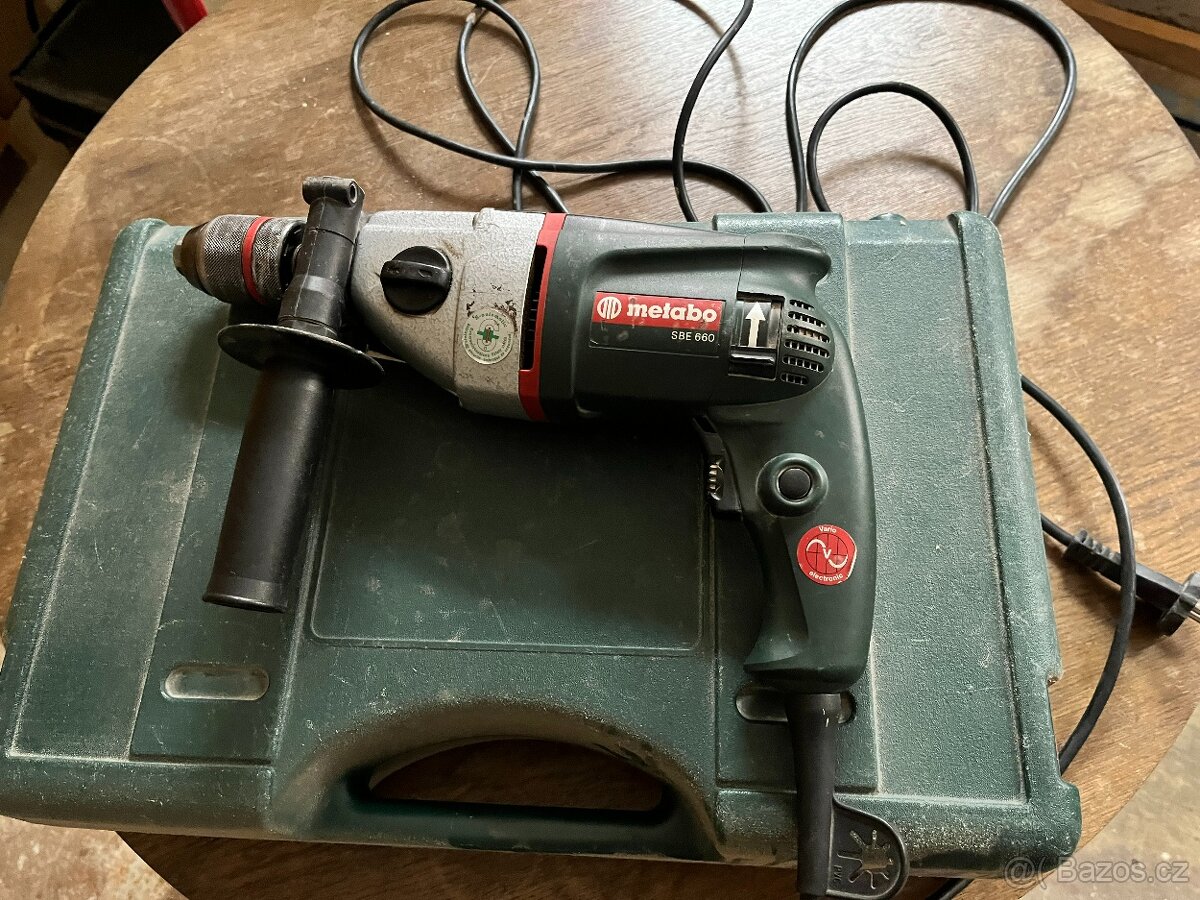 Příklepová vrtačka Metabo 660 SBE v kufříku+vrtáky