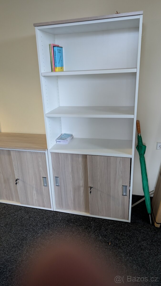 Velká skřín - Nové - popis v textu