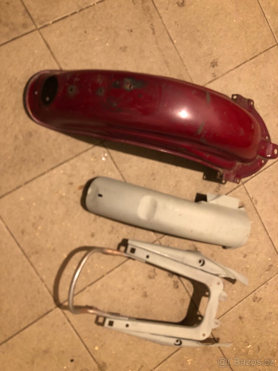 Jawa kývačka zadní blatnik