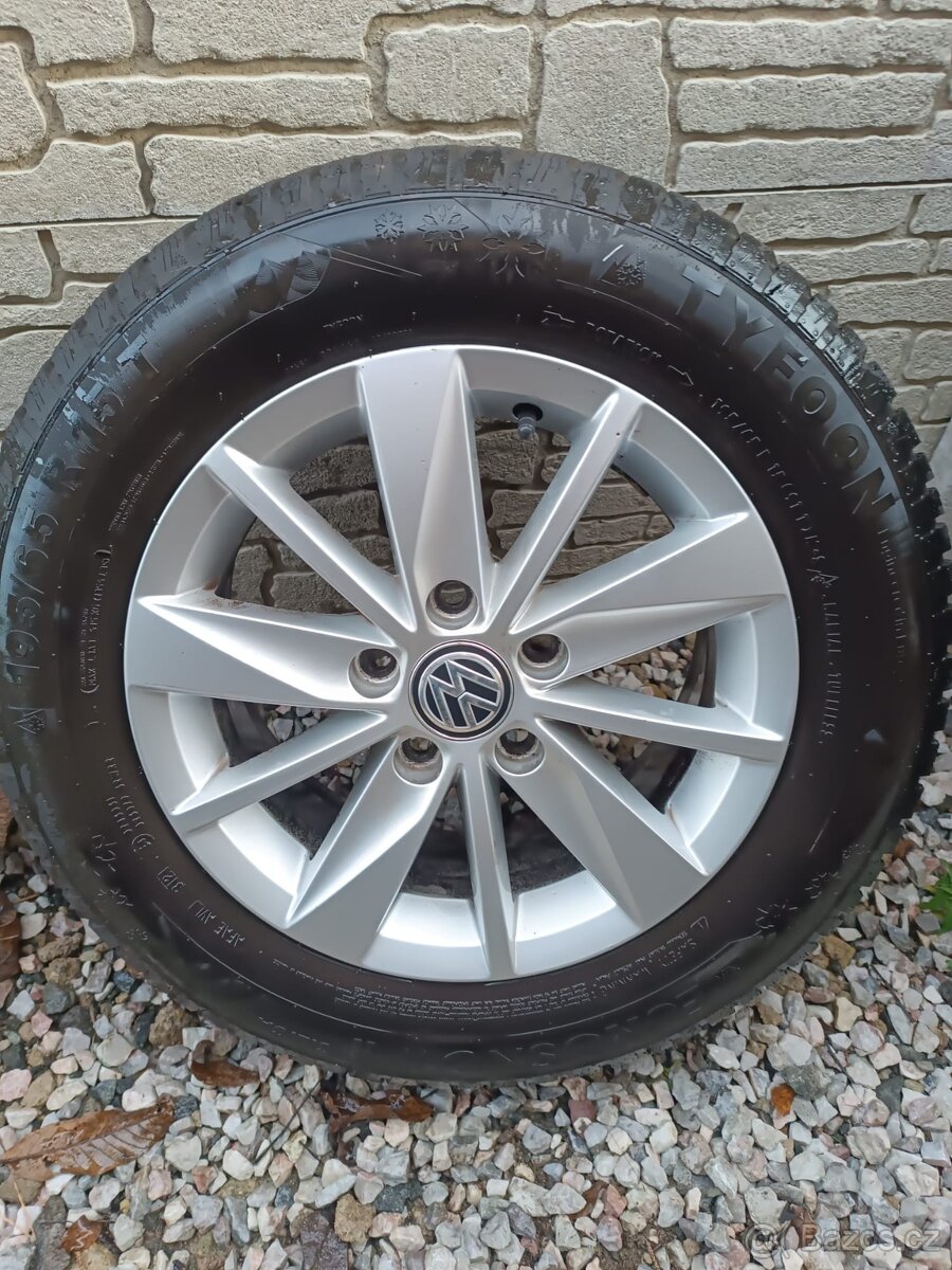 Prodám originál alu kola VW 5x112