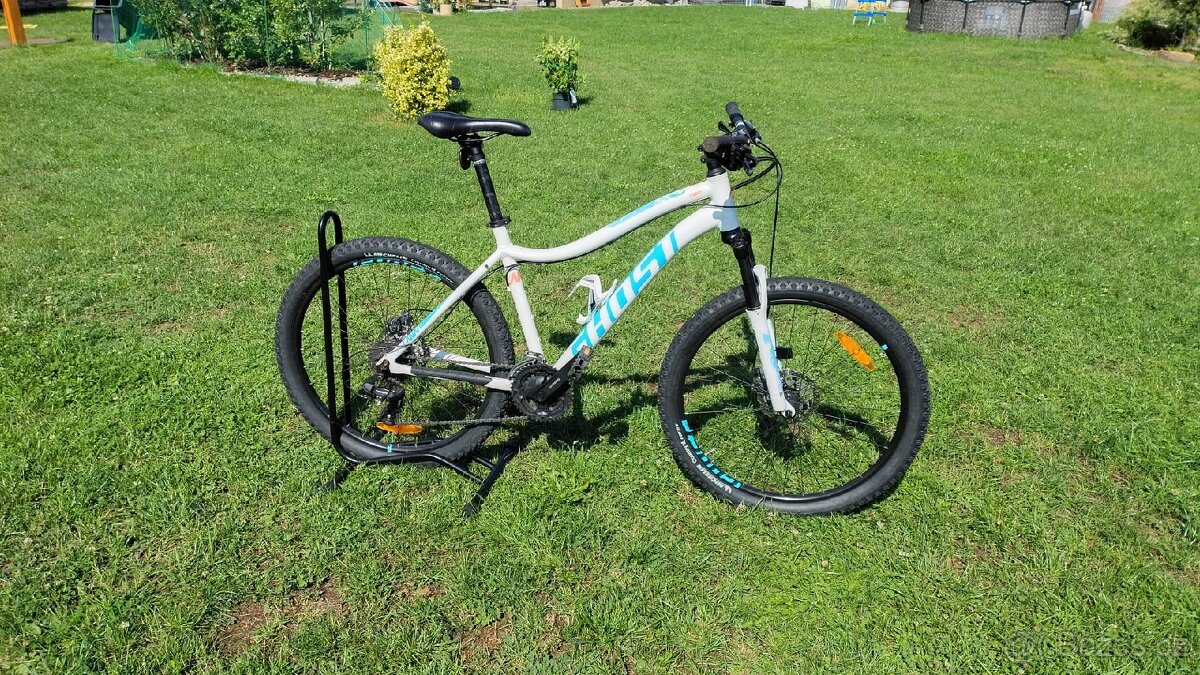 GHOST Lanao 1.6 white/blue - M 26"