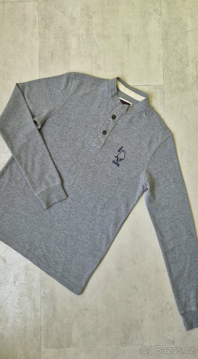 Šedé pánské tričko s knoflíčky