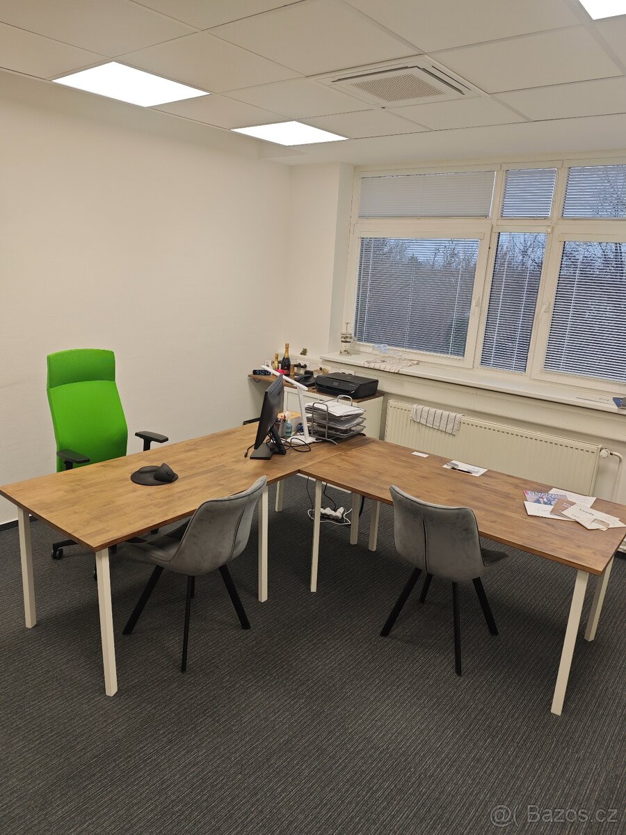 Kancelářská sestava: 2× stůl + policový díl (150×80, 200×80,