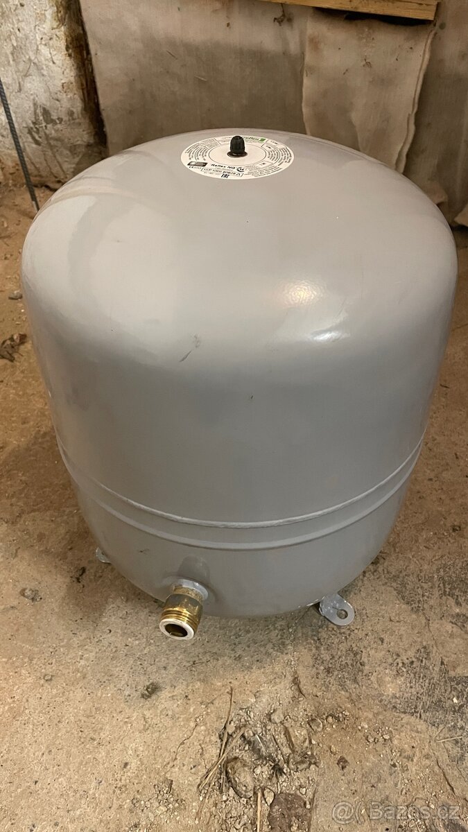 Expanzní nádoba REFLEX NG 35L
