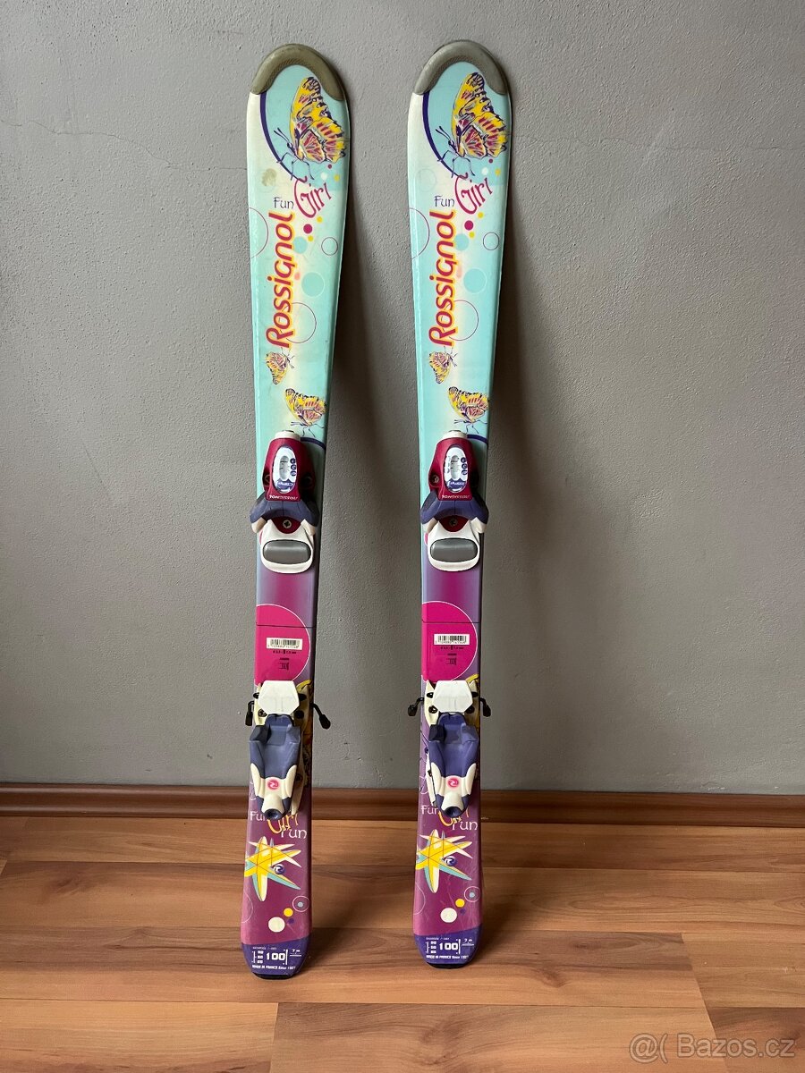Dětské (dívčí) lyže Rossignol + přilba, brýle a boty