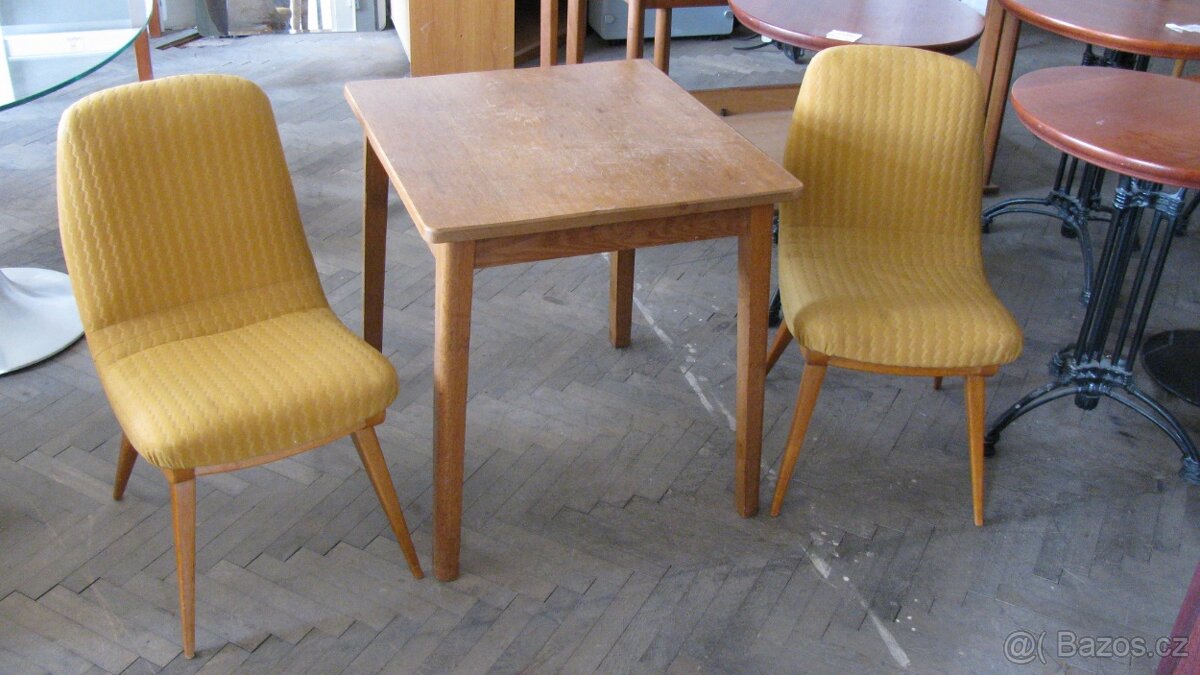 Křesla retro + stolek