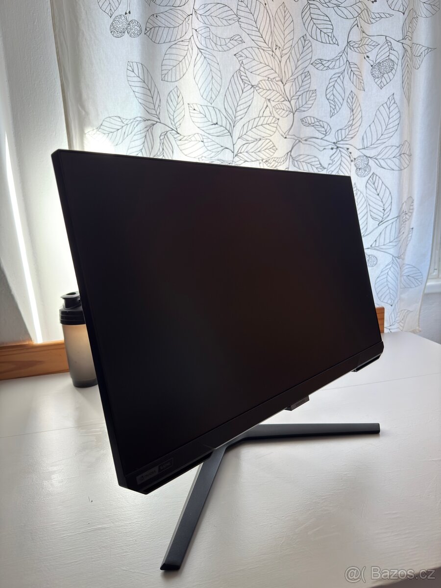 Samsung Odyssey G40B 25”