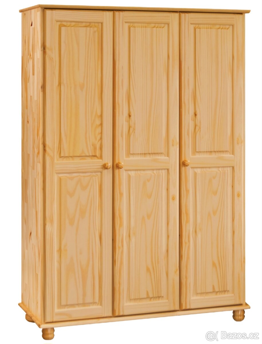 Skříň 3dveřová 8863 lakovaná