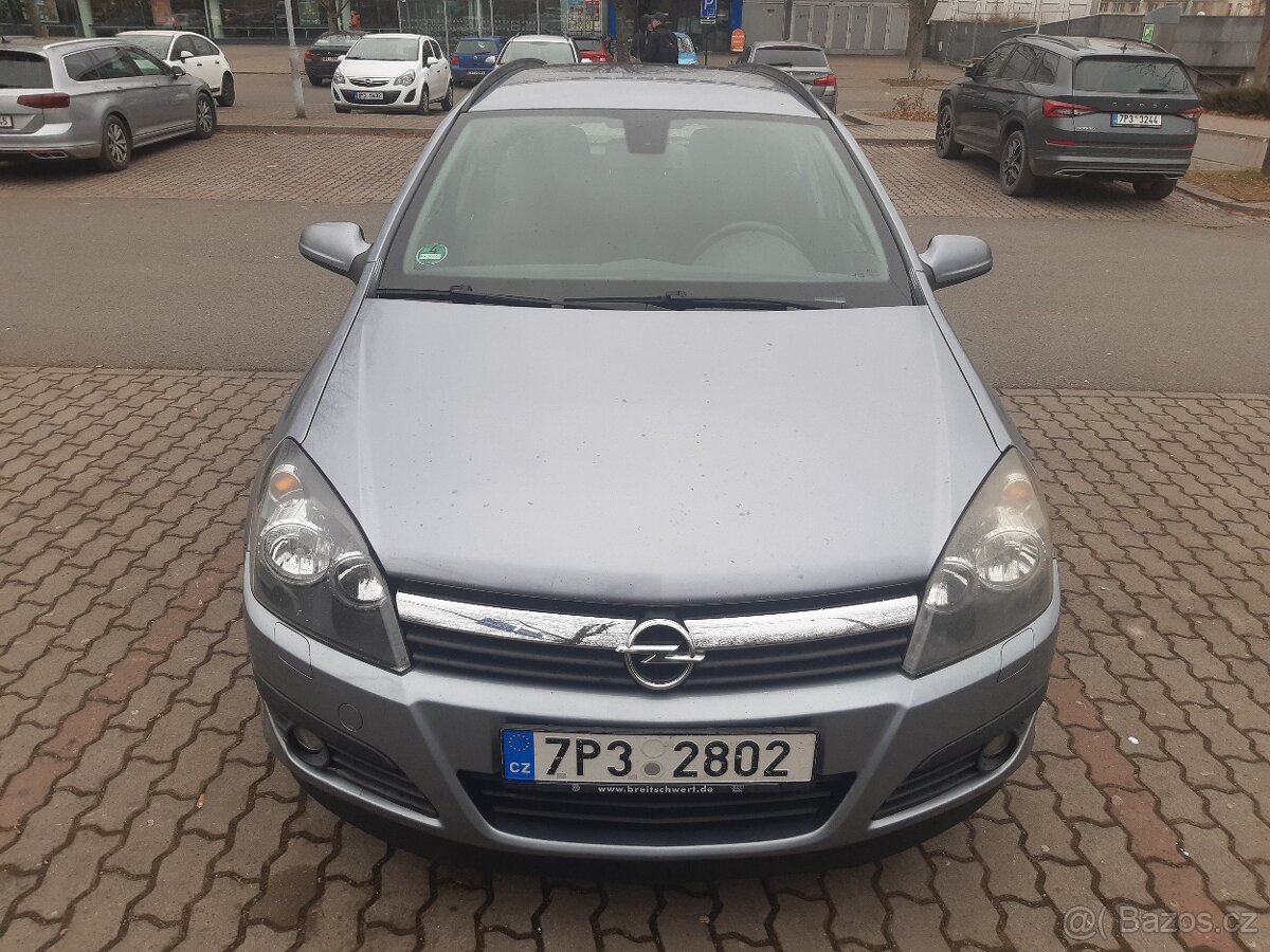 Opel Astra 1,9 CDTI H rv.2007 Nová STK 270000km