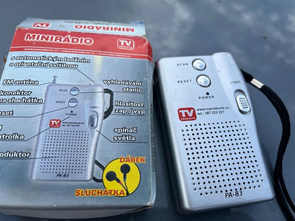 Kapesní mini rádio