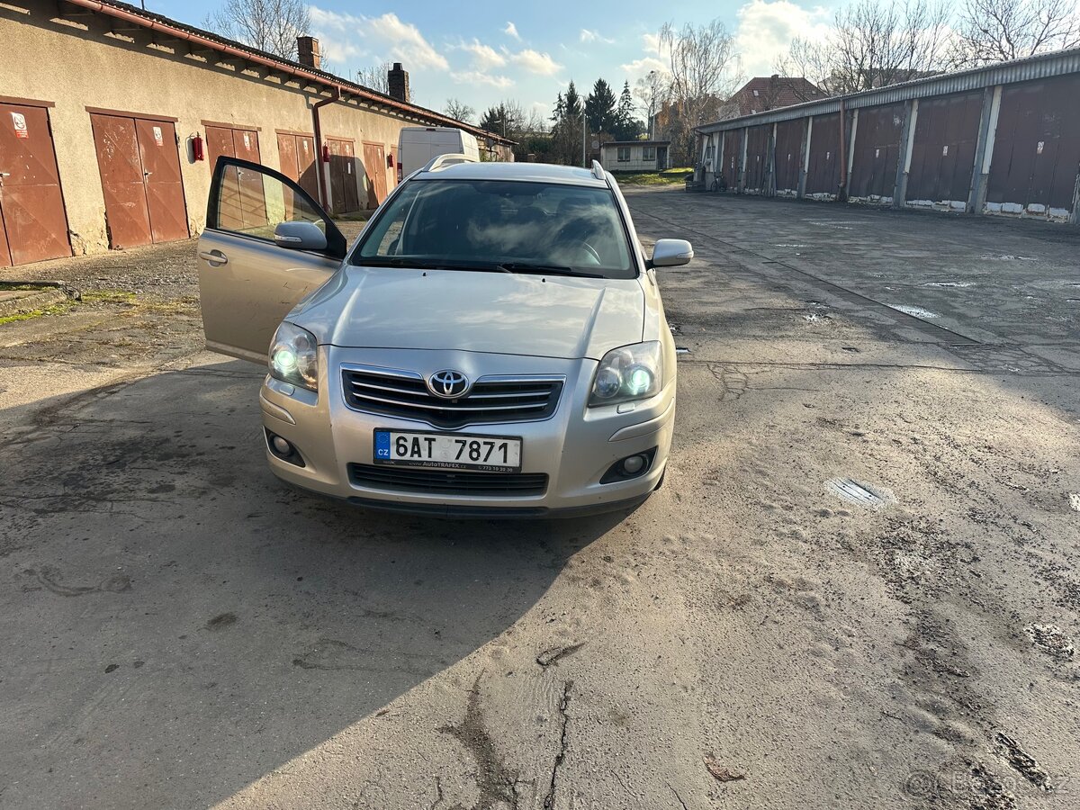 Toyota Avensis T25 2.2D4D 130kw
