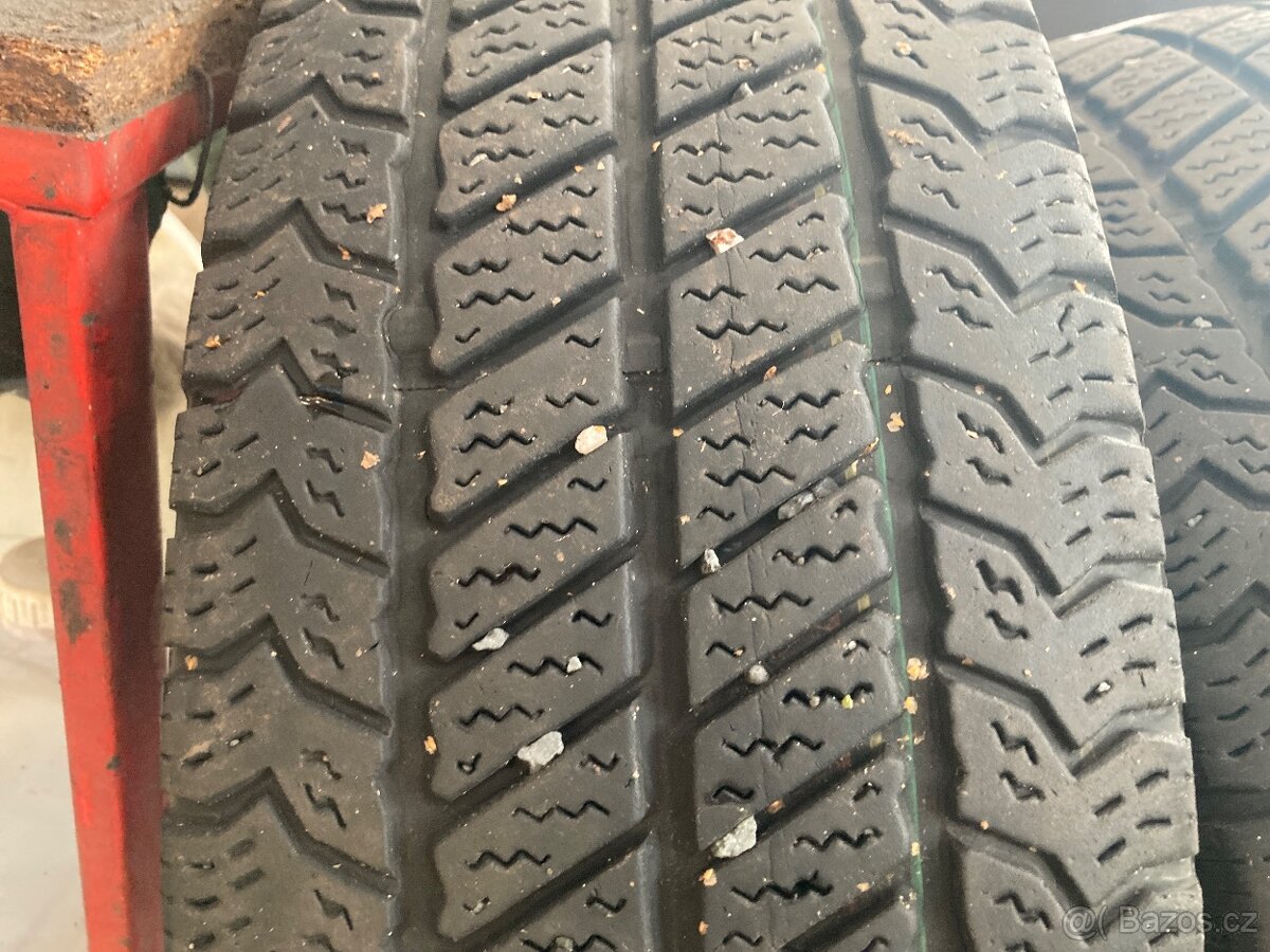 205/65r16C zimní pneu