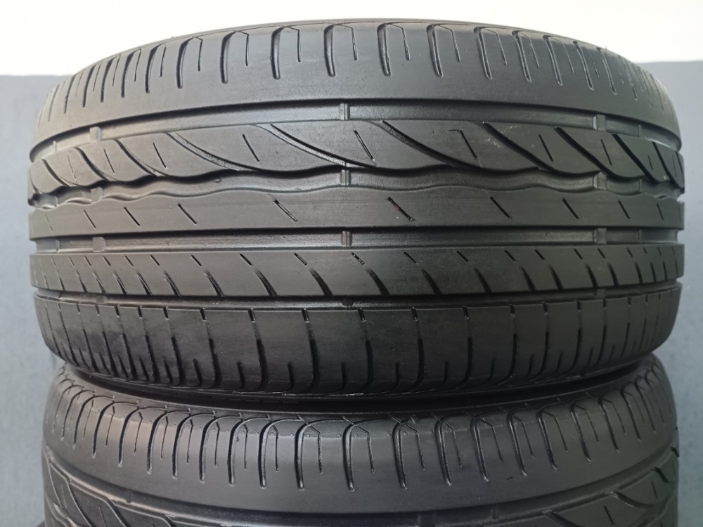 215/45 R16 BRIDGESTONE (3915)