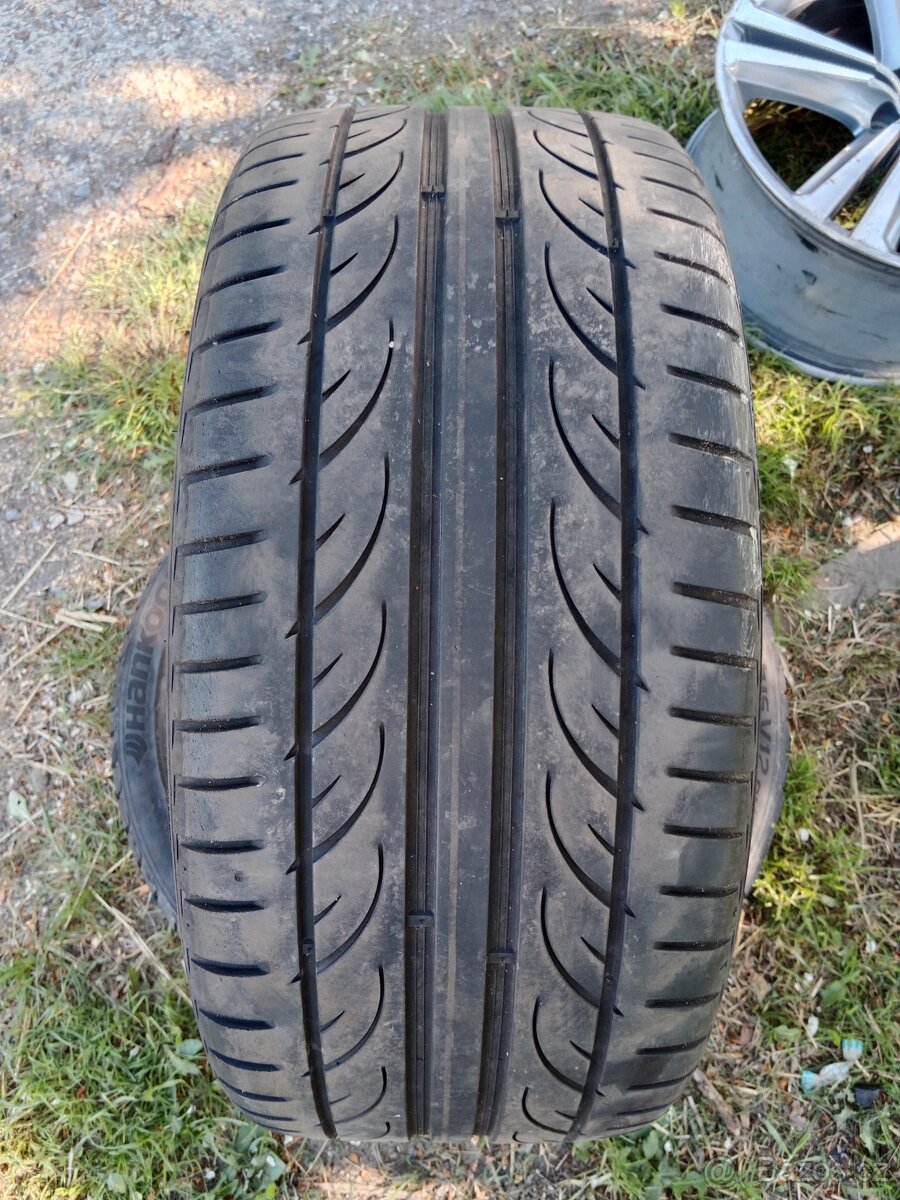 Hankook 225/35 r19