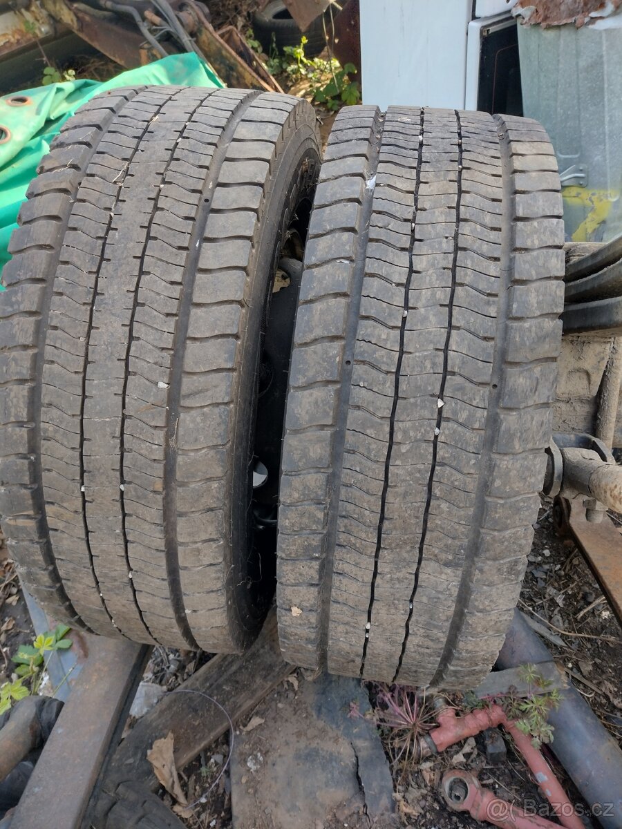 Kola 265x70x17,5 z Iveca
