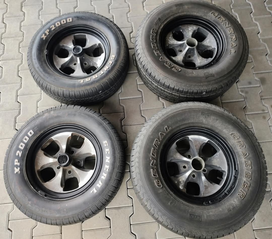 Dobové americké 15' alu ráfky Keystone na US veterána