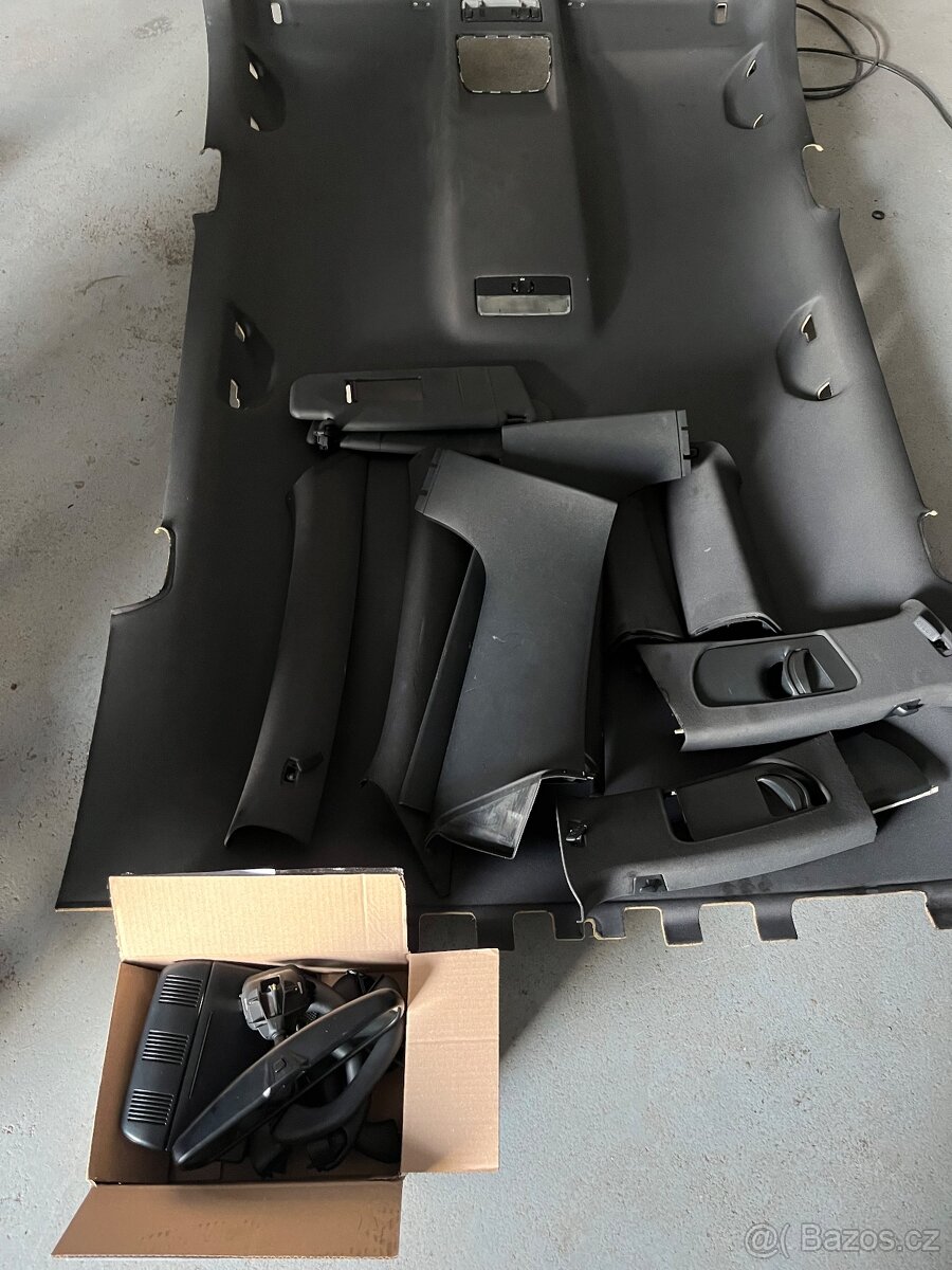 Kompletní Černý strop Octavia 2 combi