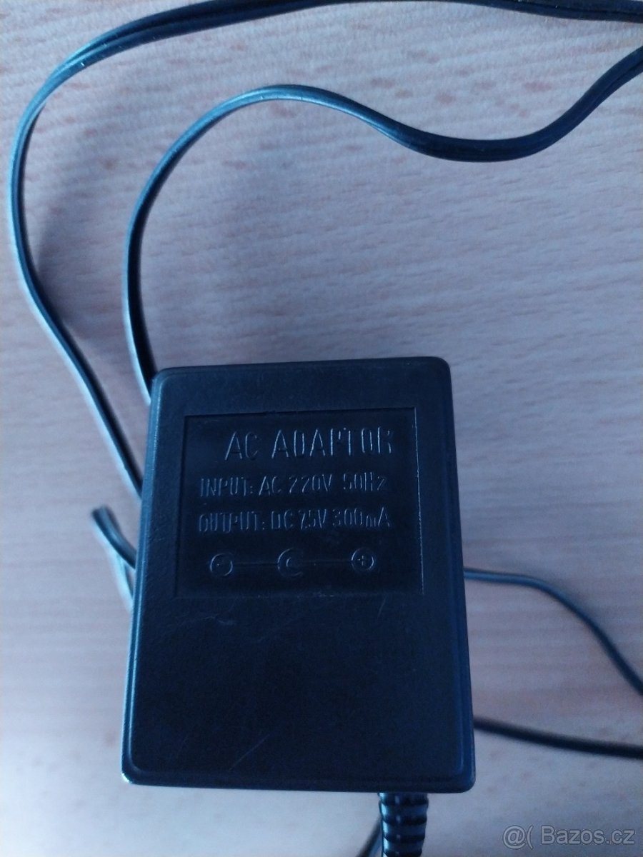 adaptér 7,5V