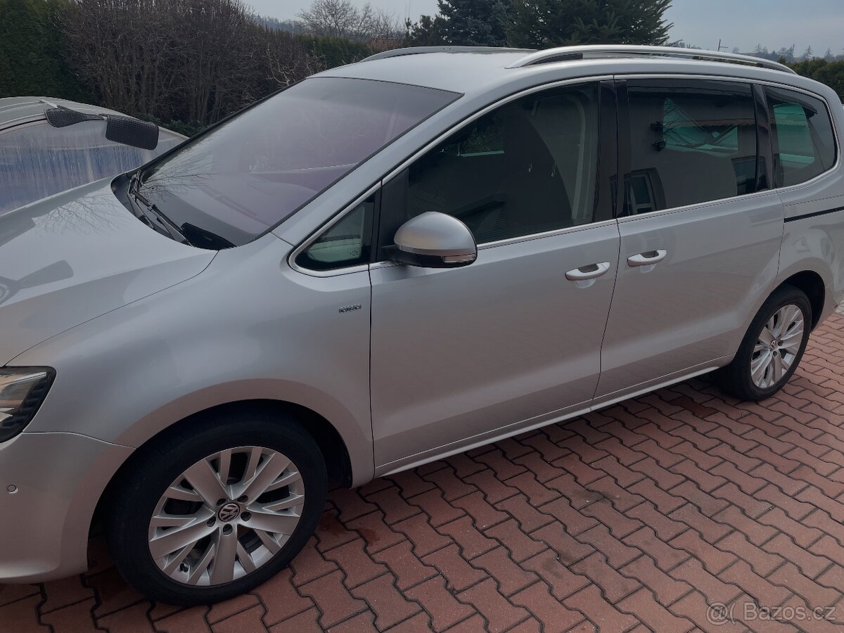 Prodám VOLKSWAGEN SHARAN 1.4 TSI 110 kW, edice LIFE, manuáln