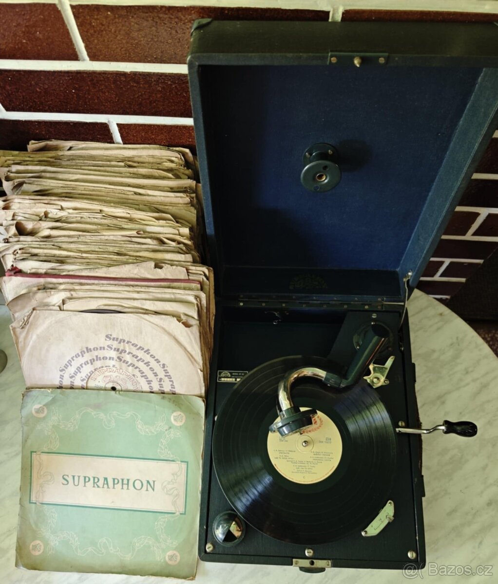 Gramofon Tesla  retro na kličku