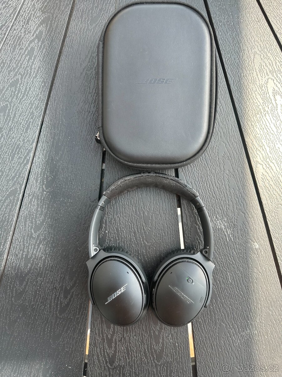 Bluetooth sluchátka BOSE Quietcomfort QC35 II + pouzdro