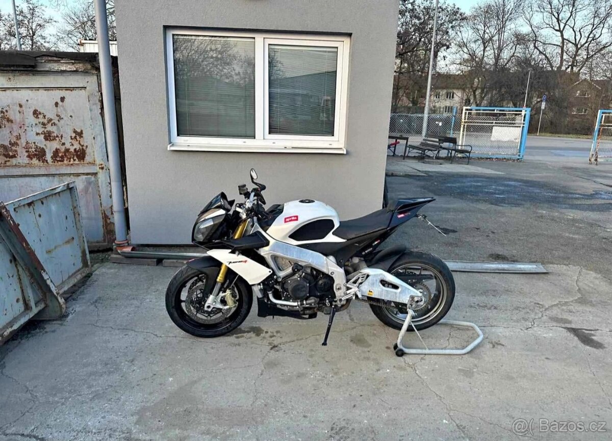 Aprilia Tuono v4r