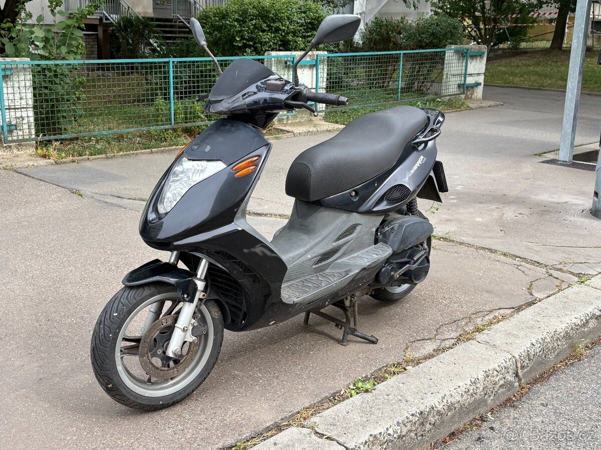 Skútr Malaguti F18 Warrior 125