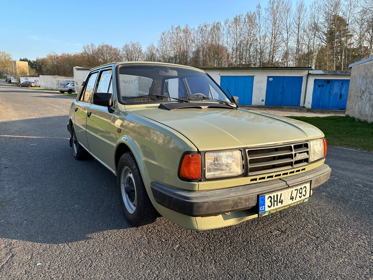 Škoda 105L 1988 - top stav, STK, nový lak, nové pneu