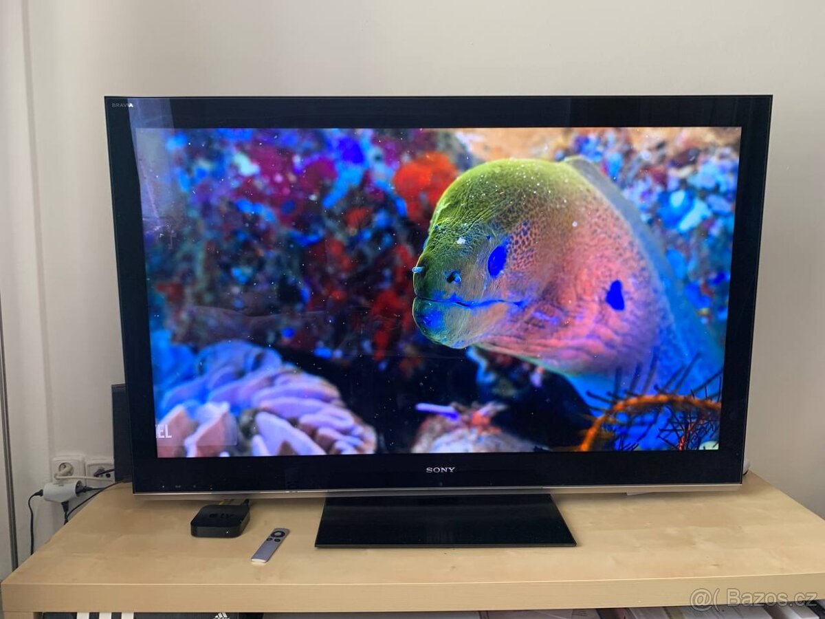 Prodávám Sony 52LX905 a Apple TV (generace 3)
