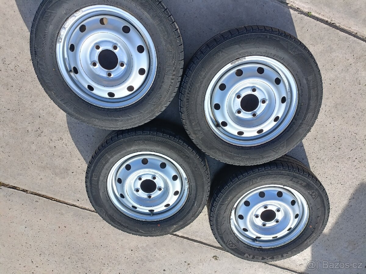 2022 Sada zimnich kol 5x130 225/65R16C Master/Movano